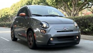 سيارة فيات 500e 2017