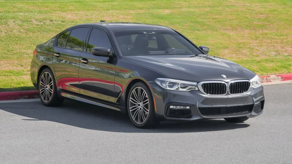 مواصفات bmw 530i 2018 4 أنظمة الأمان في سيارة bmw 530i 2018