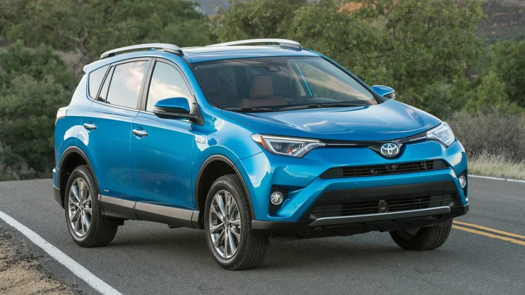 مواصفات سيارة تويوتا راف 4 2017 4 أداء سيارة تويوتا راف 4 2017