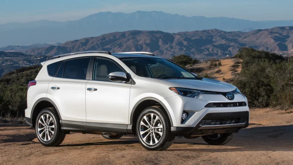 مواصفات سيارة تويوتا راف 4 2017 3 أمان سيارة تويوتا راف 4 2017