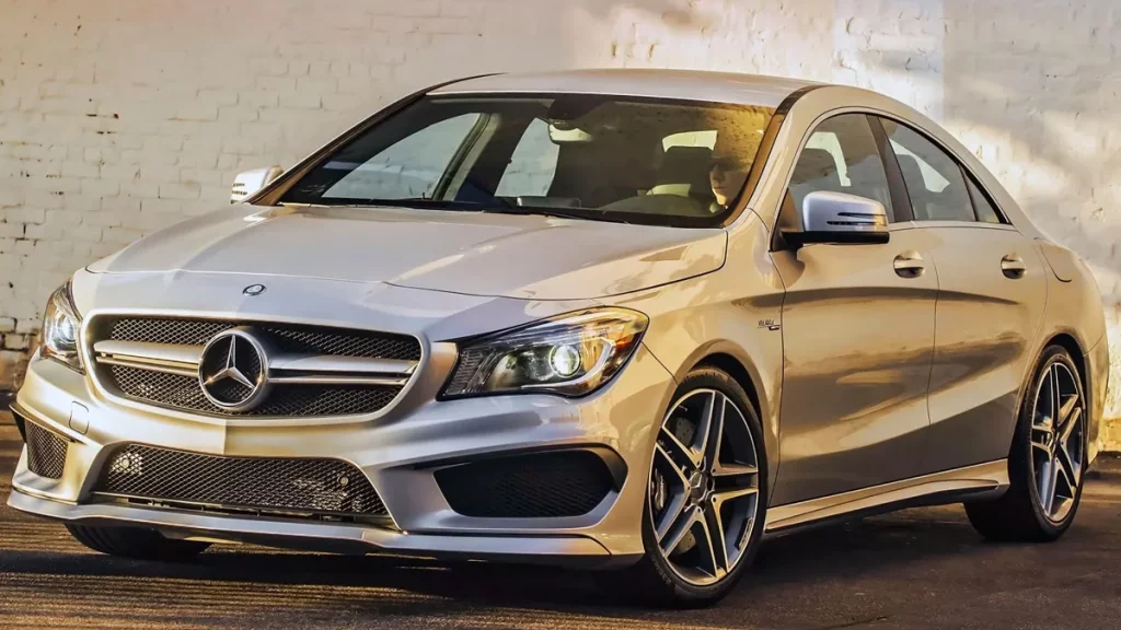 أمان سيارة مرسيدس CLA Class 2014