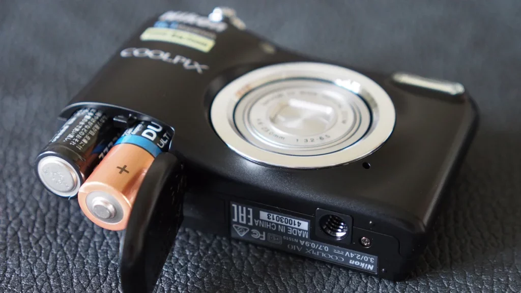 كاميرا نيكون Coolpix A10