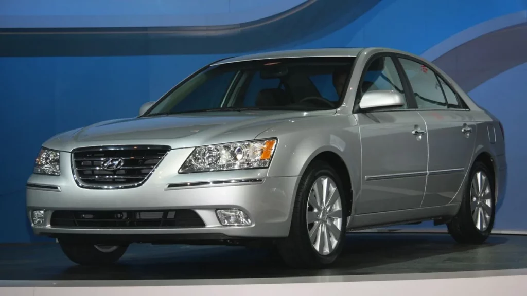 سيارة هيونداي سوناتا 2009 3 أمان سيارة هيونداي سوناتا 2009