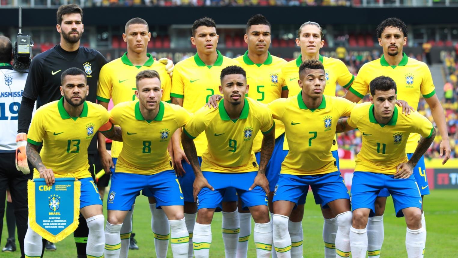 المنتخب البرازيلي 1 المنتخب البرازيلي