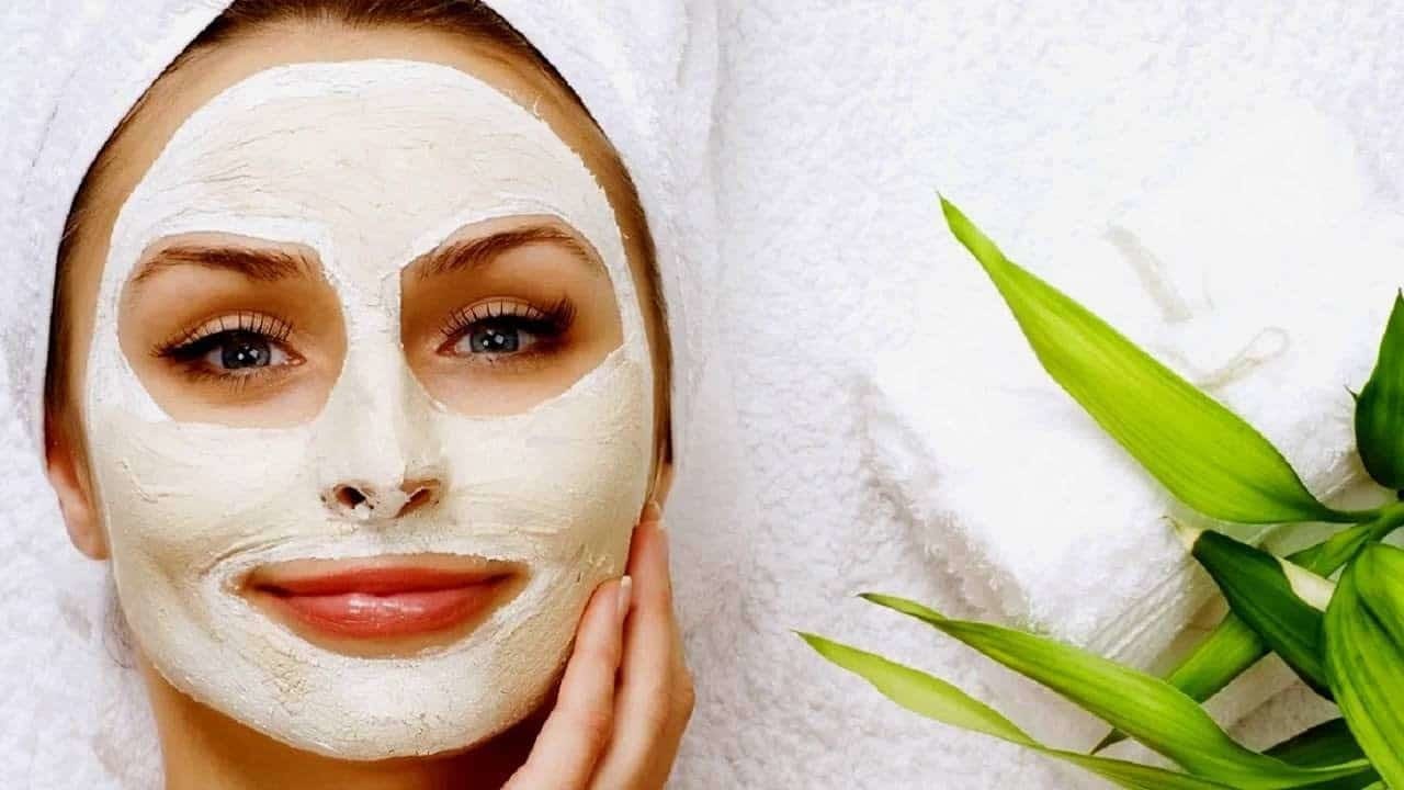 طريقة عمل ماسك النشا للبشرة الدهنية 1 طريقة عمل ماسك النشا للبشرة الدهنية