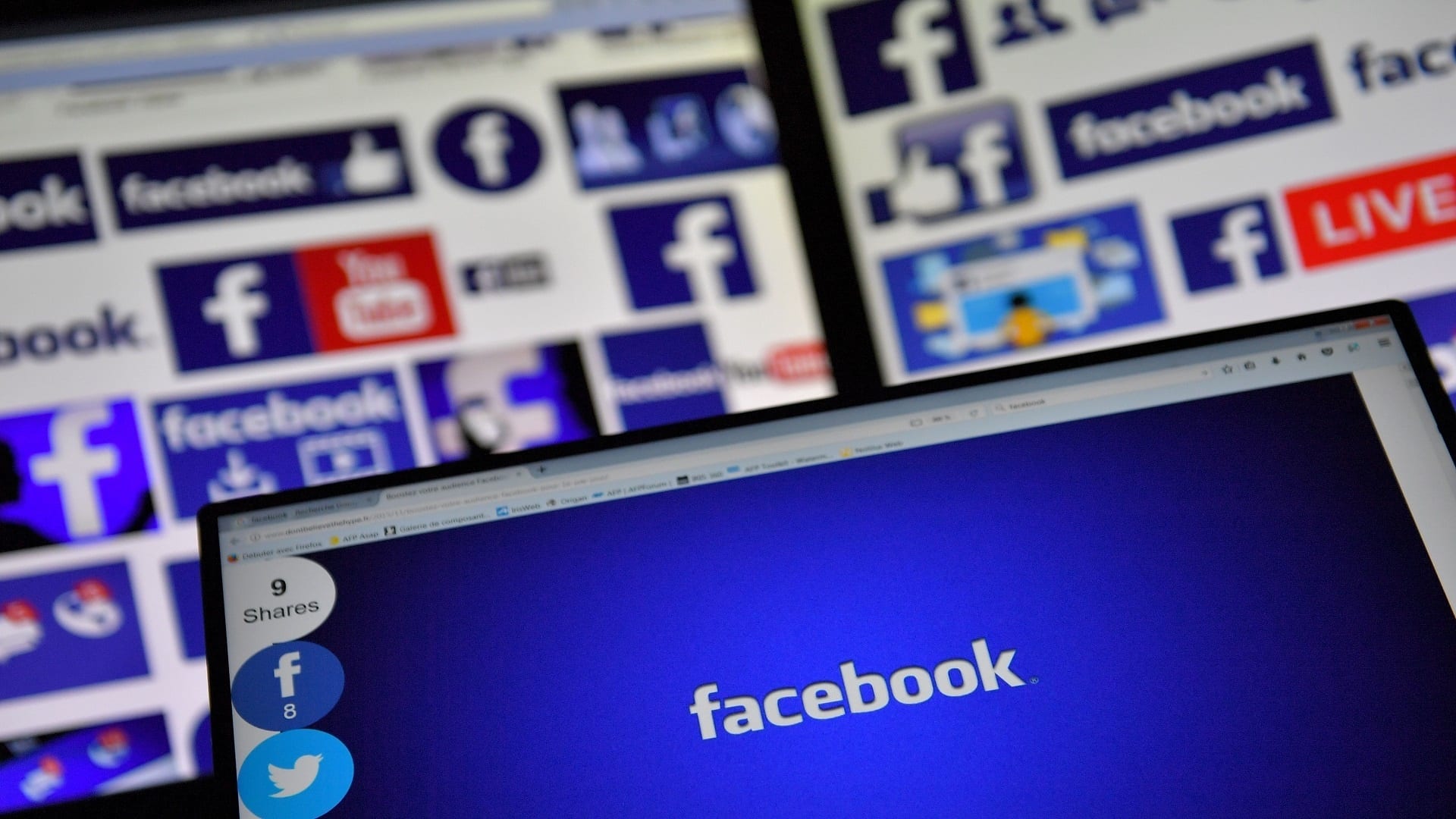 التجارة الإلكترونية عبر موقع Facebook 1 التجارة الإلكترونية عبر موقع Facebook