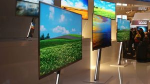 أسعار شاشات LG 2022