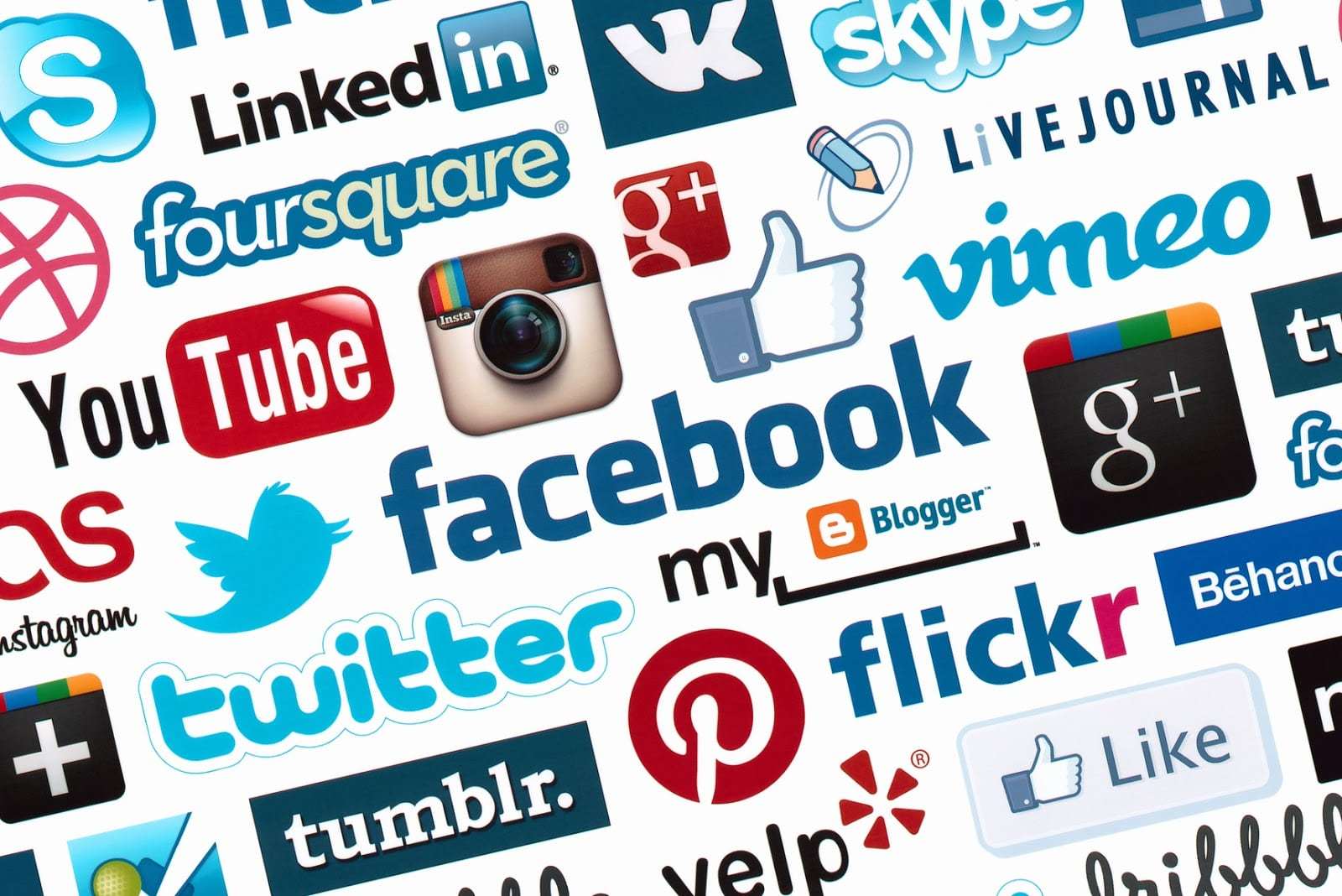 ما هي الإعلانات الممولة 1 ما هي الإعلانات الممولة