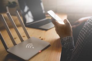 تعرف على أفضل المواقع المخدومة بالإنترنت في الأردن