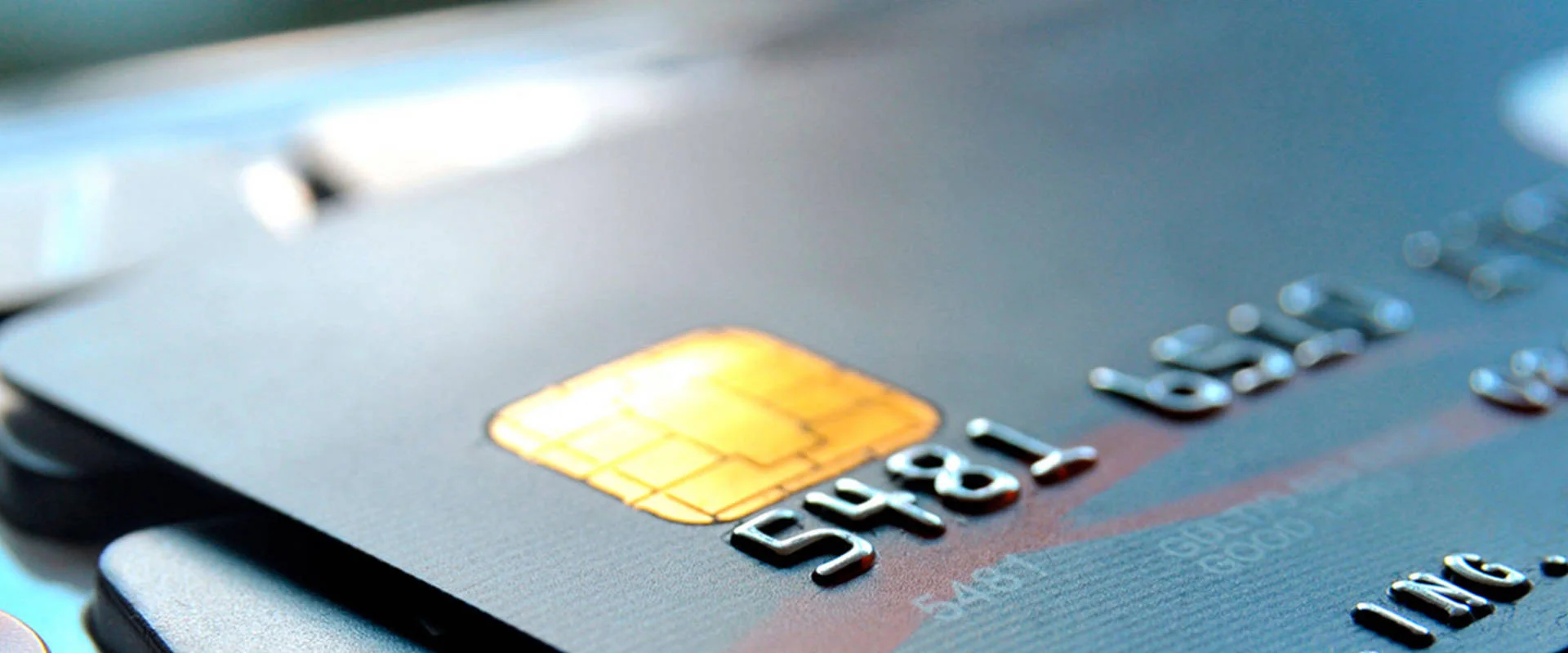 بطاقات الائتمان Credit Cards في العراق