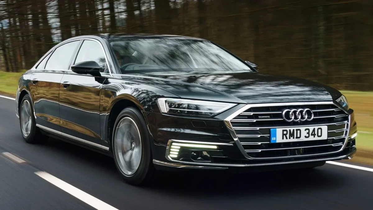 مواصفات وعيوب واسعار أودي A8L 2021