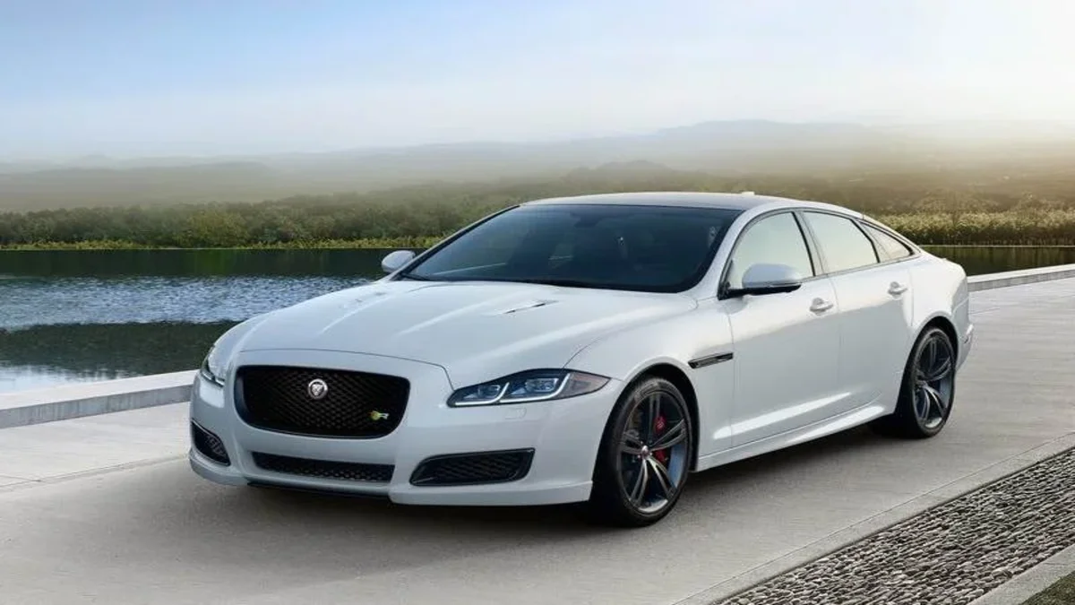 مواصفات وعيوب واسعار جاغوار XJ 2021
