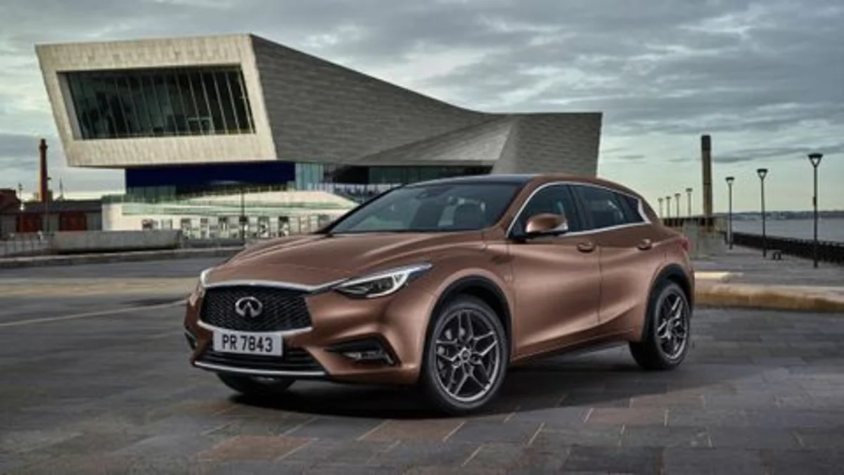 مواصفات وعيوب واسعار إنفينيتي Q30 2021