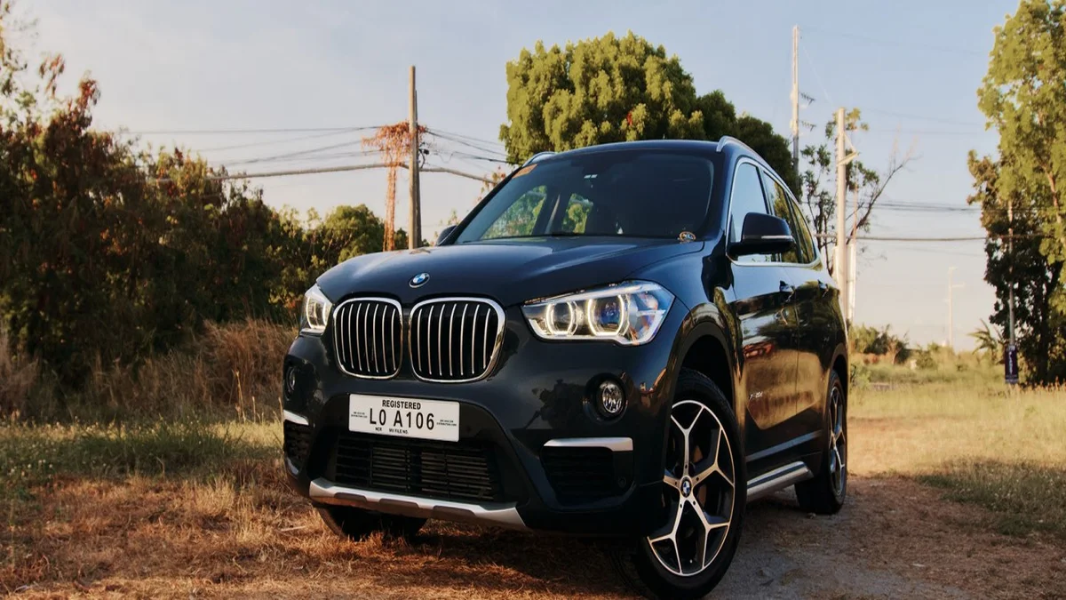 مراجعة شاملة لمواصفات سيارات بي إم دبليو الفئة X 4 مواصفات سيارة BMW X1 2019