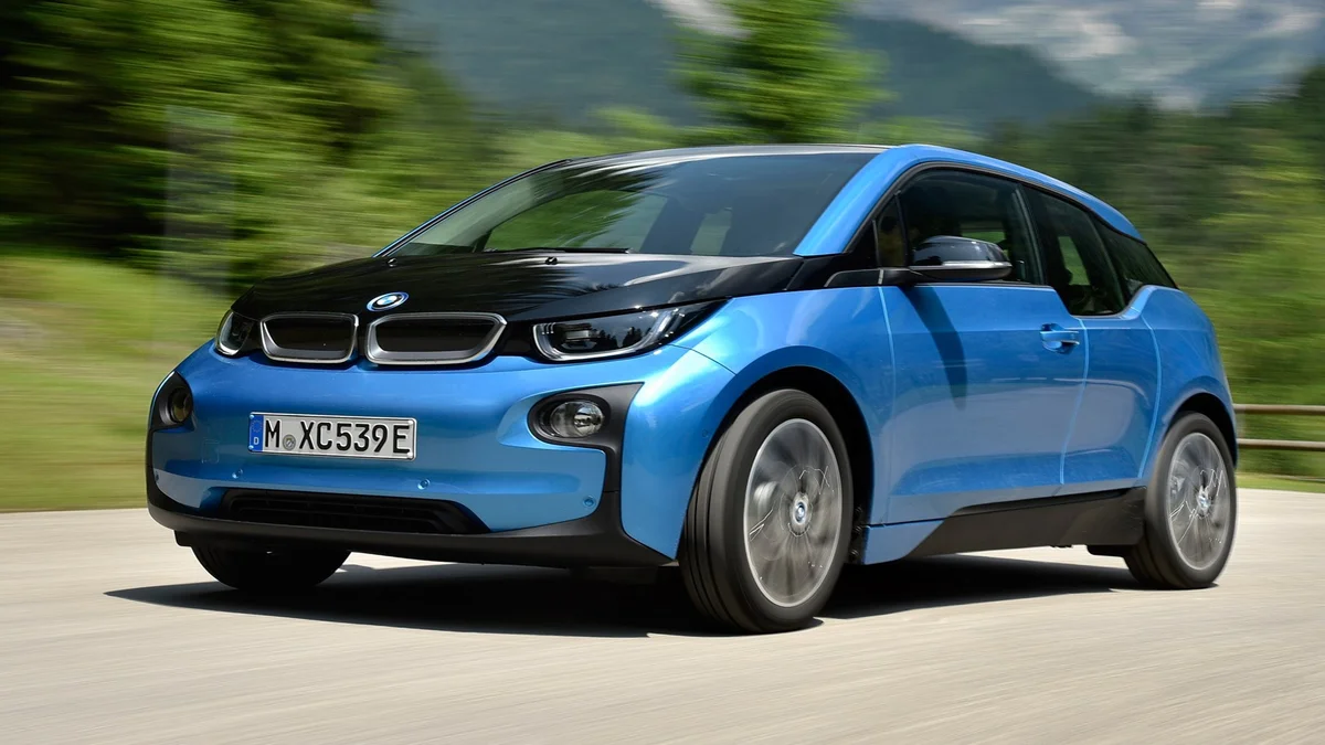 مراجعة شاملة لمواصفات سيارات بي إم دبليو الفئة 3i 3 مواصفات سيارة BMW 2016 i3