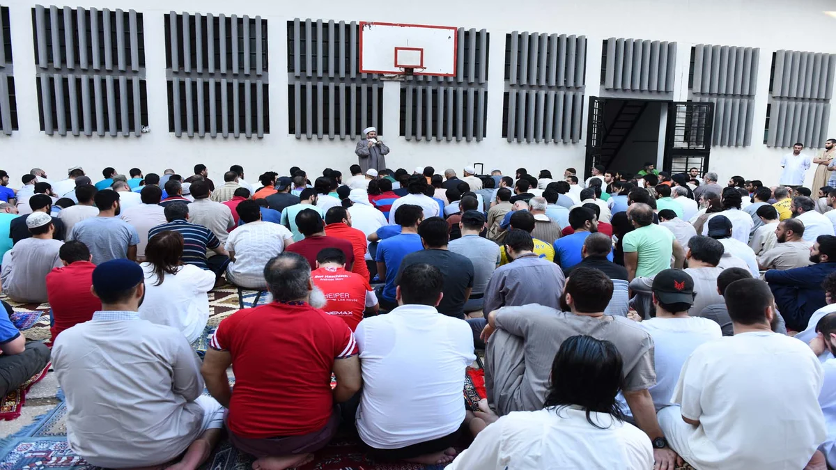 تعرف على عادات بعض البلدان العربية