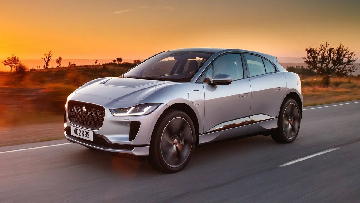أمان السيارة ومواصفات السلامة التي يجب أن تتوفر فيها 12 سيارة Jaguar I-Pace 2019