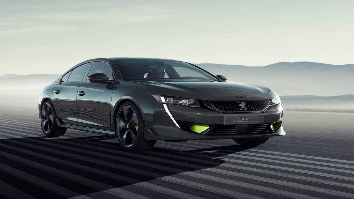 أمان السيارة ومواصفات السلامة التي يجب أن تتوفر فيها 16 سيارة Peugeot 508 2019
