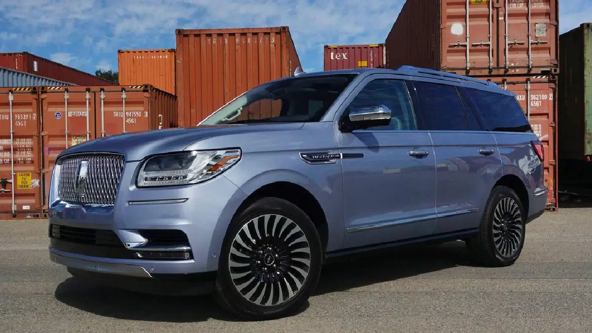 أبرز إصدارات شركة لينكولن 4 سيارة لينكولن نافيجيتور 2019