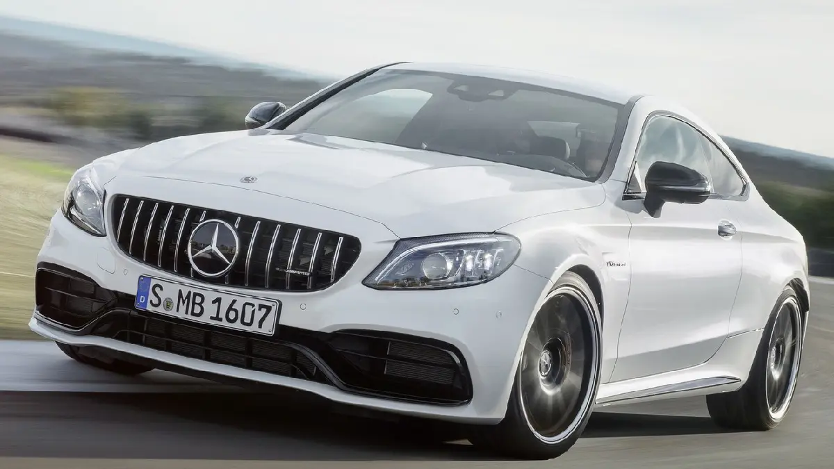 إصدارات شركة مرسيدس أي أم جي 2 مرسيدس AMG C 63 2018