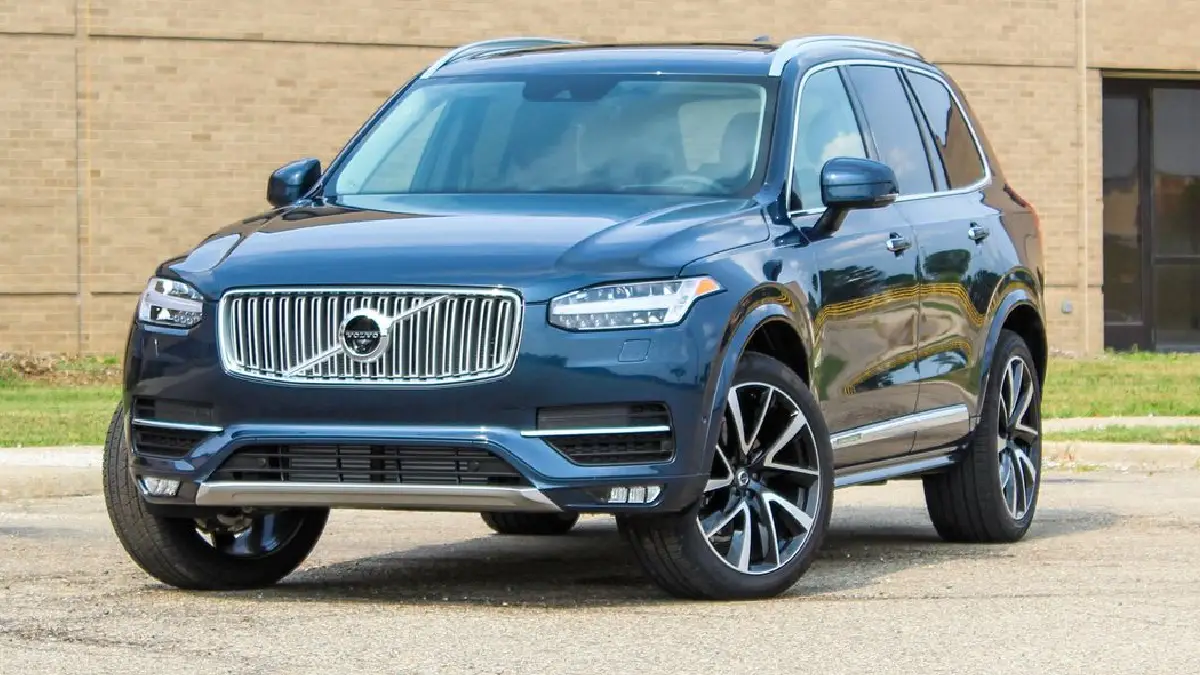 مراجعة شاملة لمواصفات سيارات فولفو XC 4 مواصفات سيارة فولفو XC90 2019