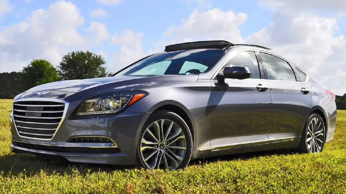 مراجعة شاملة لمواصفات هيونداي جينيسيس 4 مواصفات سيارة هيونداي جينيسيس 2015