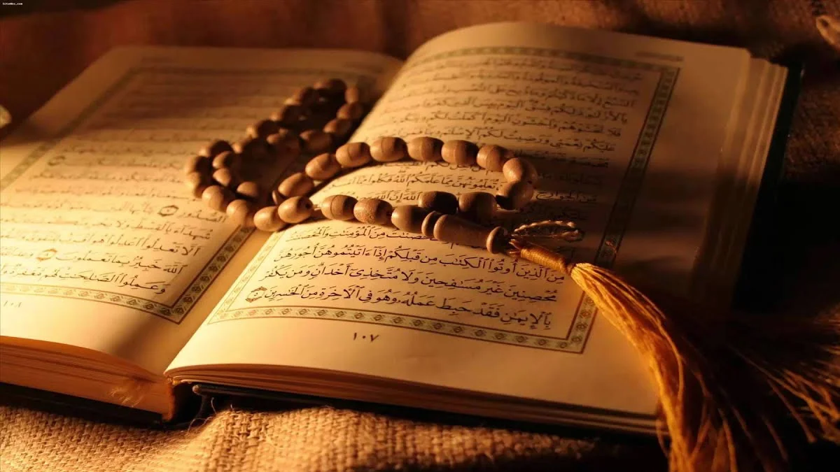سورة القصص وسبب نزولها وفضلها مع التفسير