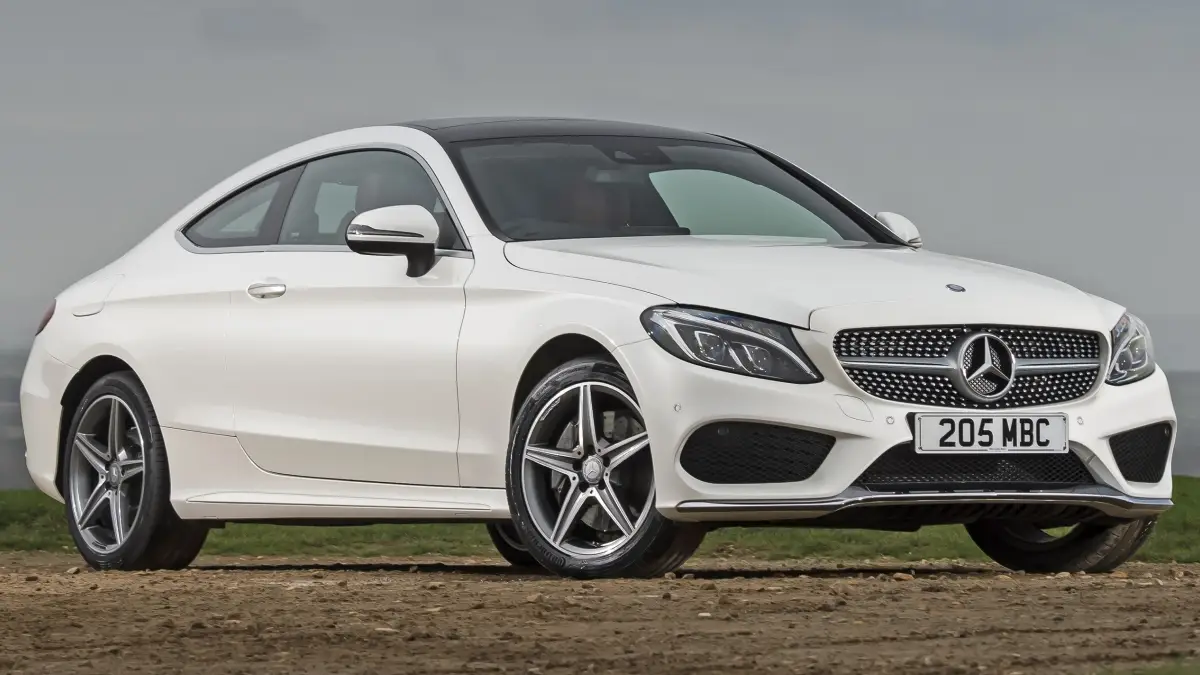 مراجعة شاملة لمواصفات مرسيدس سي كلاس وبي كلاس 2 سيارات C Class