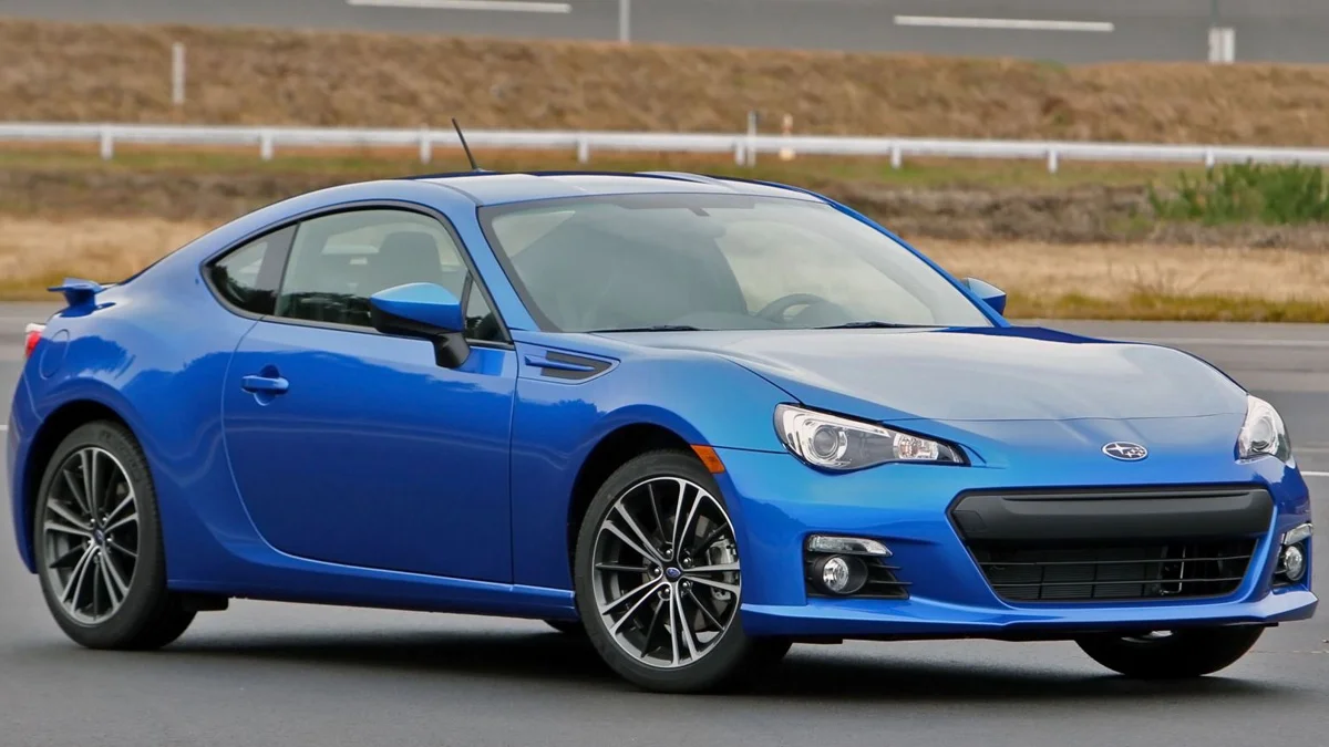 سيارة سوبارو BRZ 2015