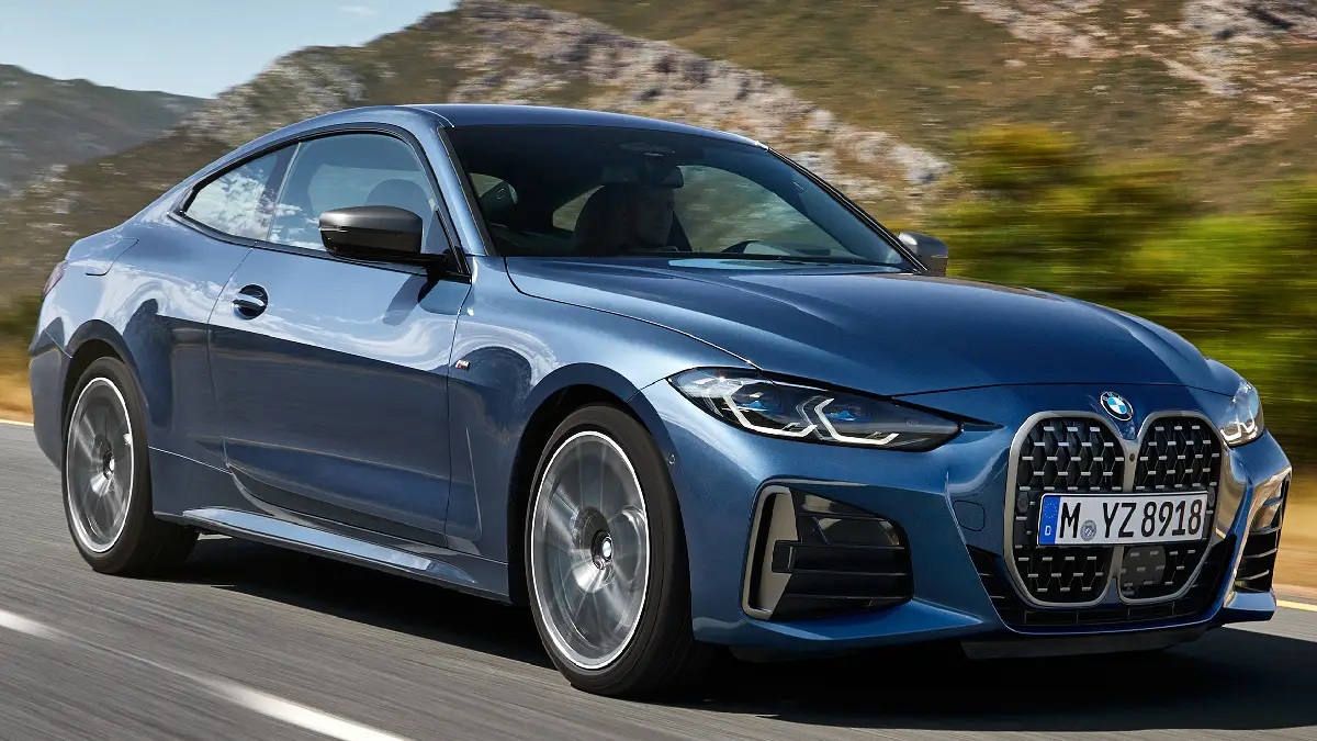 مواصفات سيارة BMW الفئة الرابعة