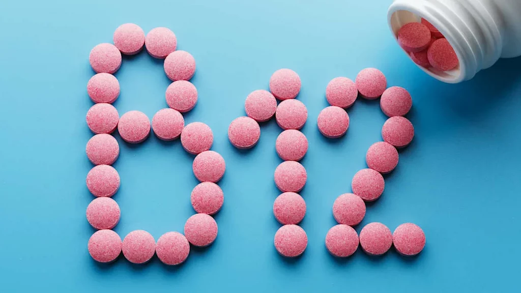 أهمية فيتامين B12