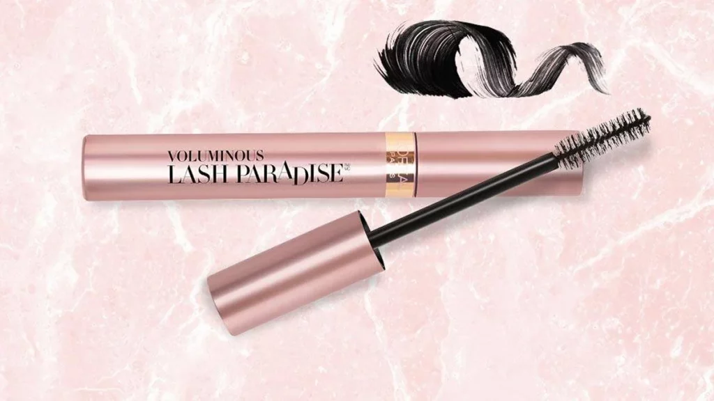 اختيار الماسكارا حسب اللون