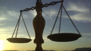 الفرق بين العدل والمساواة