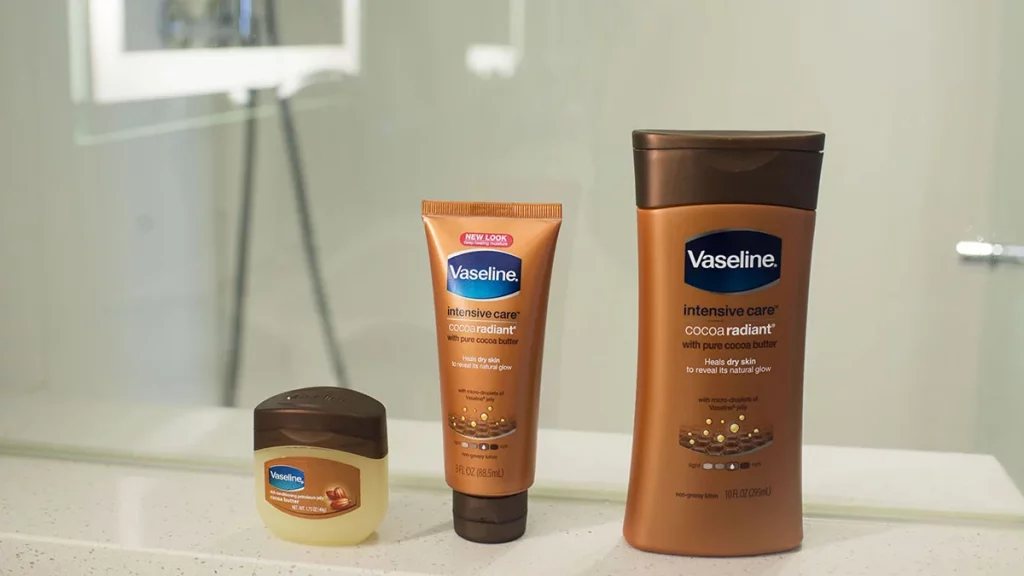 فازلين Body Lotion Cocoa Radiant