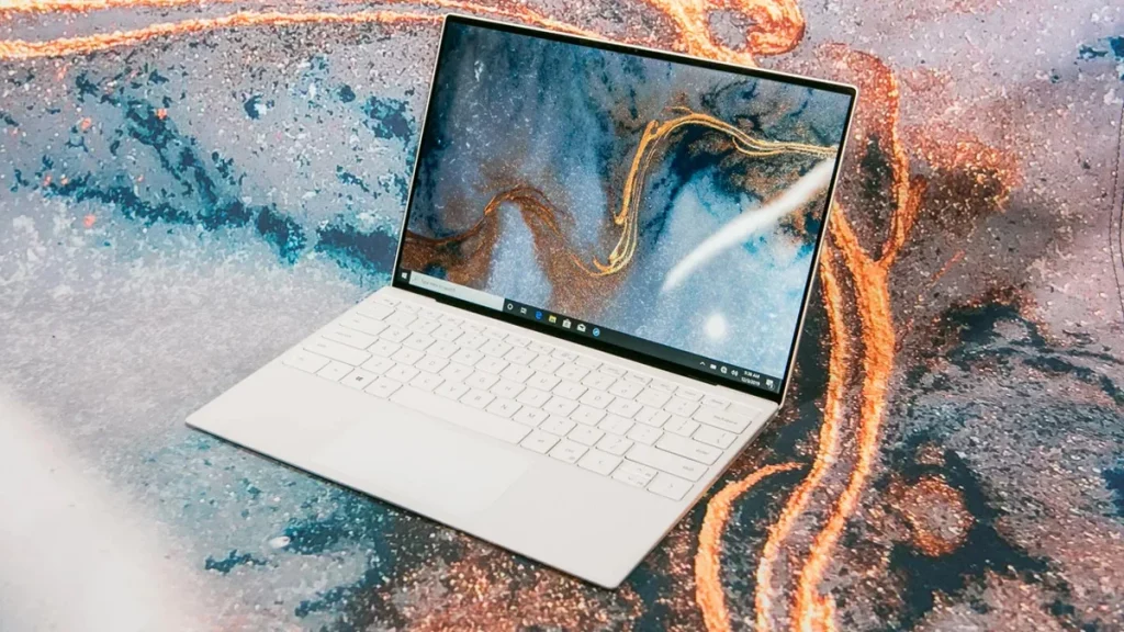  لاب توب نوع Dell XPS 13