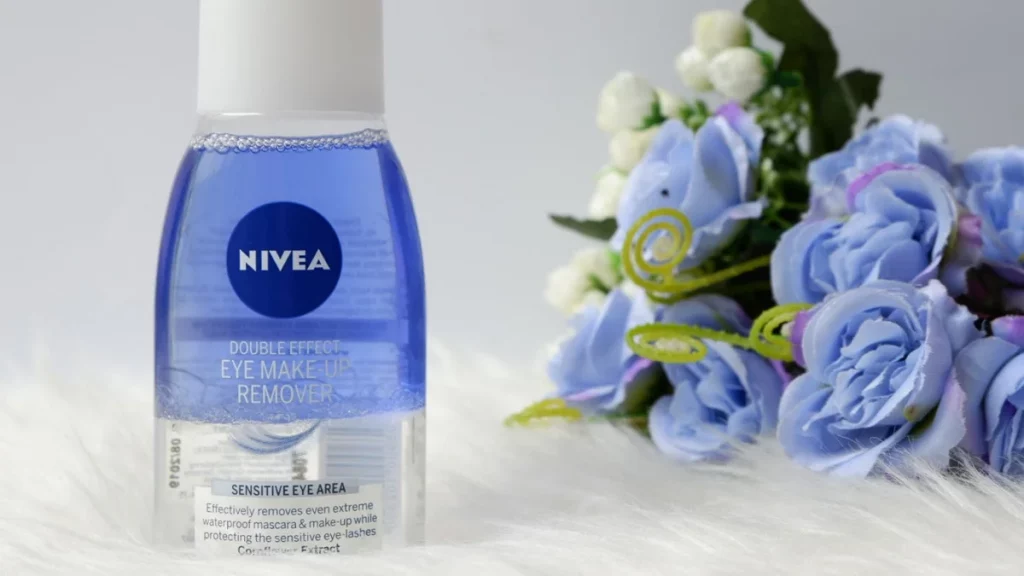 مزيل مكياج نيفيا