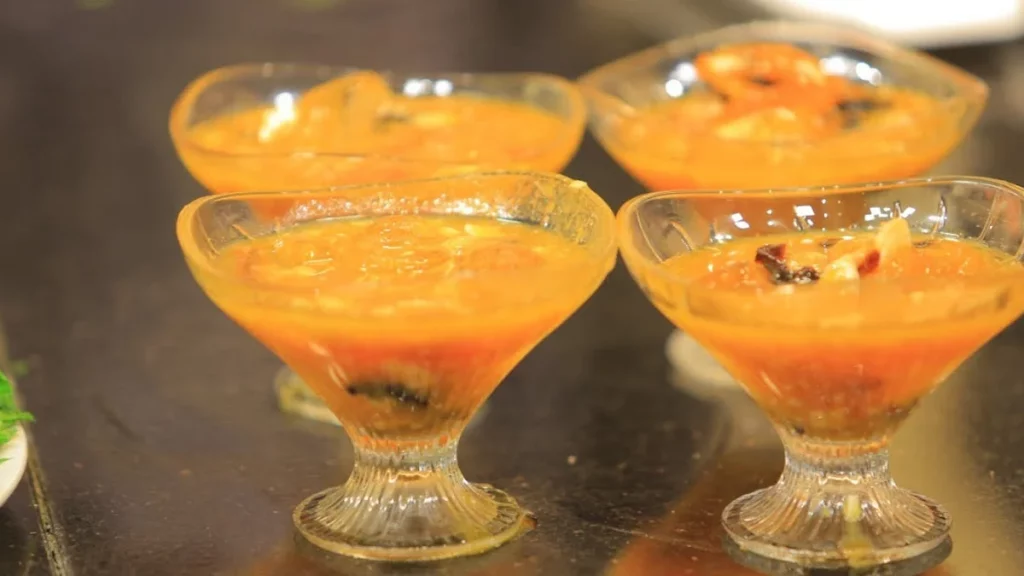 طريقة عمل الخشاف بالخوخ