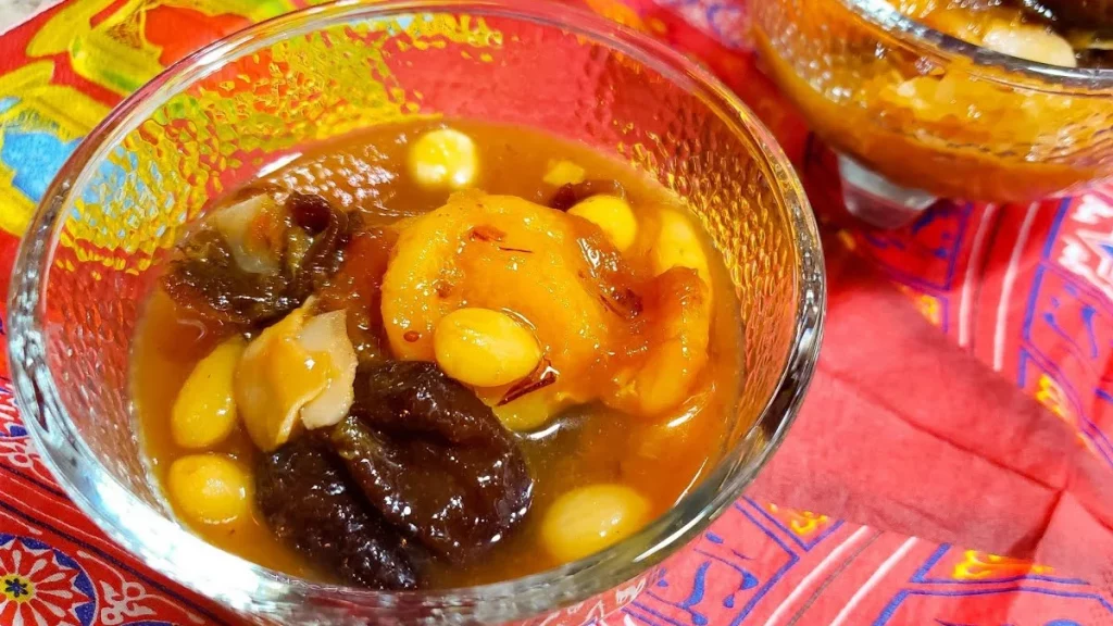 طريقة عمل خشاف بالزبيب