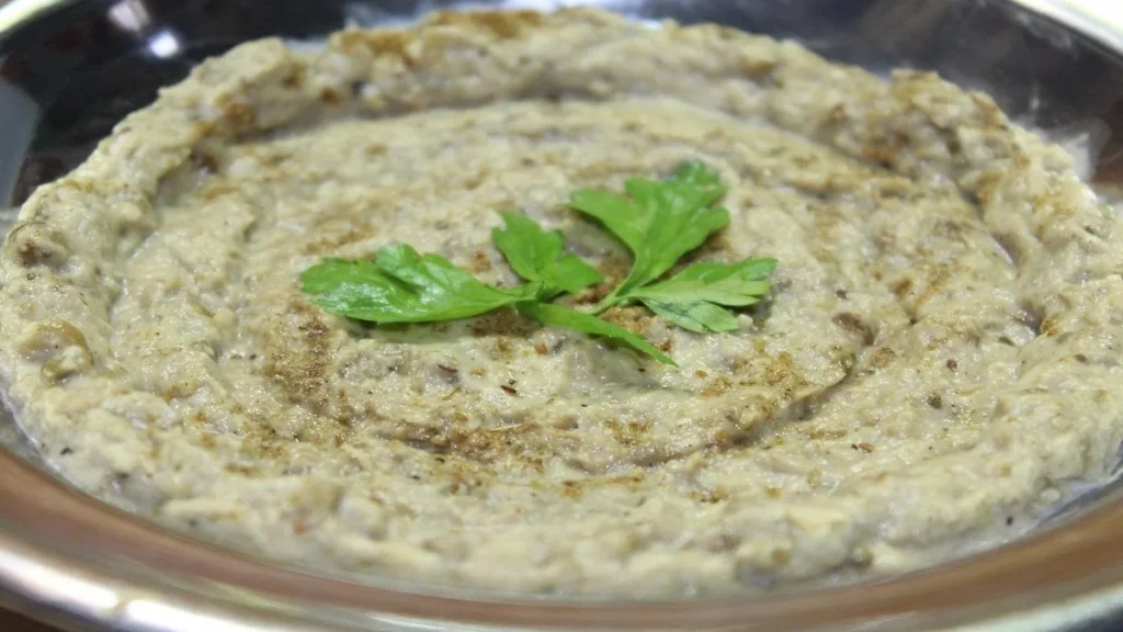 طريقة عمل سلطة البابا غنوج بالطحينية