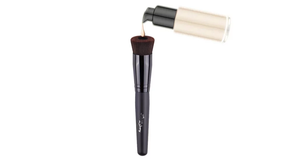 فرشاة كريم الأساس