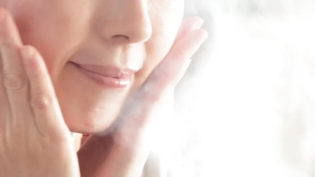 كيف استخدم جهاز تنظيف الوجه بالبخار؟