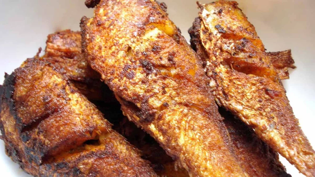 تفسير حلم السمك في المنام كاملآً 10 تفسير حلم السمك المقلي