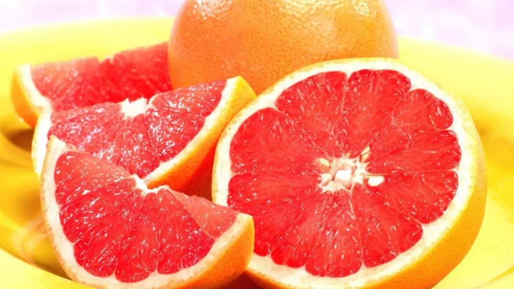 جريب فروت الأحمر والأصفر