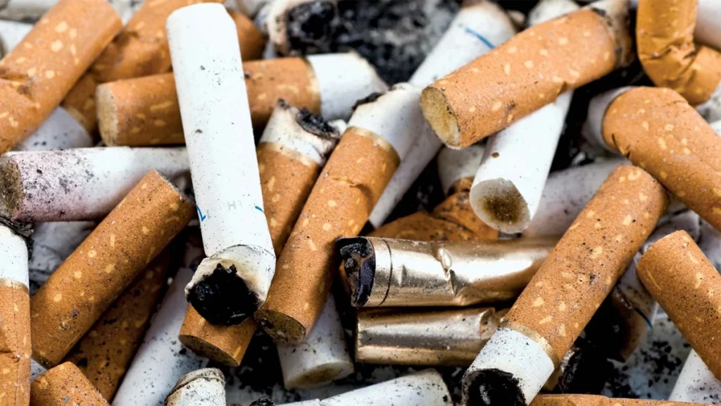 أضرار التدخين على الصحة 3 أضرار التدخين على الإنسان