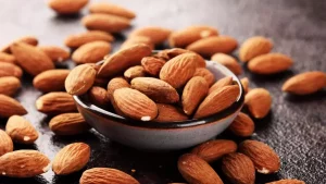 تعرف على أهم فوائد اللوز
