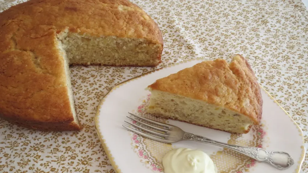 أشهى أنواع حلويات دايت وطرق تحضيرها 3  كيكة الموز