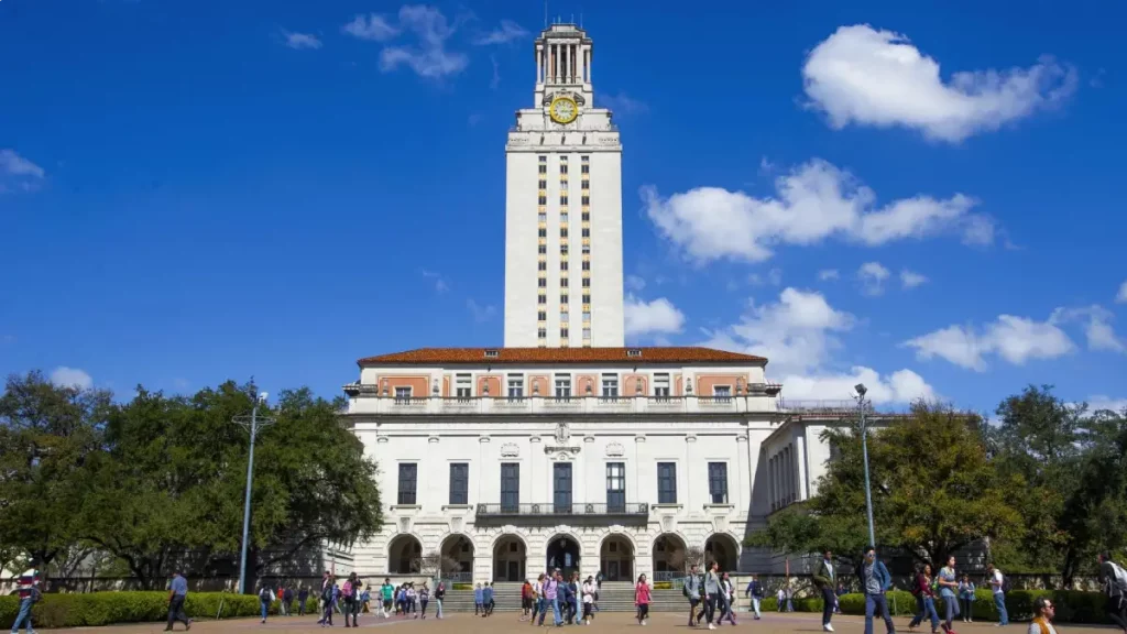 تصنيف جامعات أمريكا 34 جامعة تكساس في أوستن