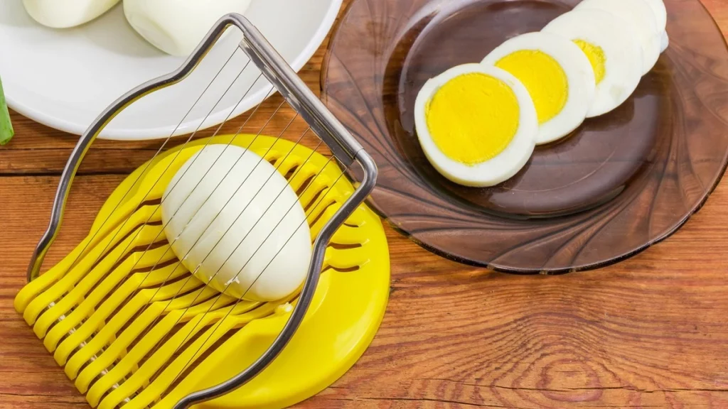 أفضل أنواع قطاعة بيض 3 قطاعة بيض فافيا متعددة الاستعمال