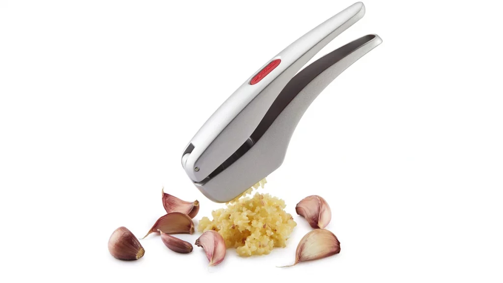 أفضل نوع قطاعة ثوم 11 قطاعة ثوم Zyliss Susi 3