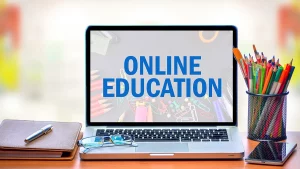كيف خدمت الثورة المعلوماتية التعلم عن بعد؟